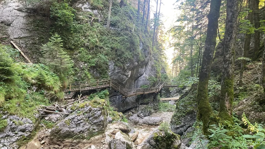Alpet austriake po thahen, ndryshimet klimatike transformojnë peizazhin shekullor