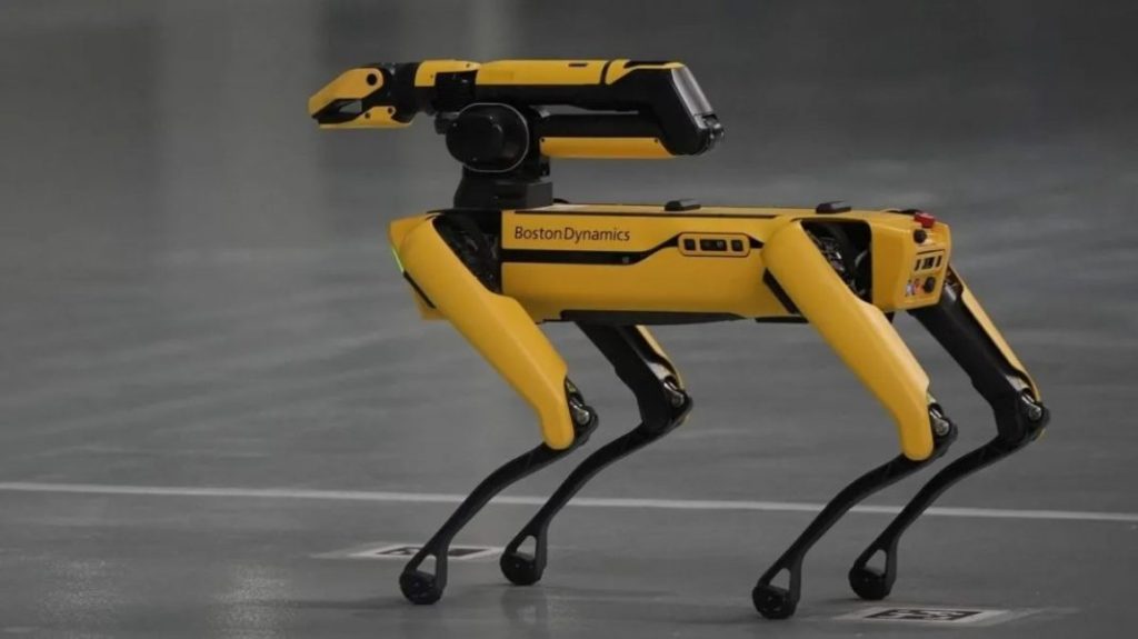 Qentë robotë bëhen pjesë e operacioneve të ICE në SHBA