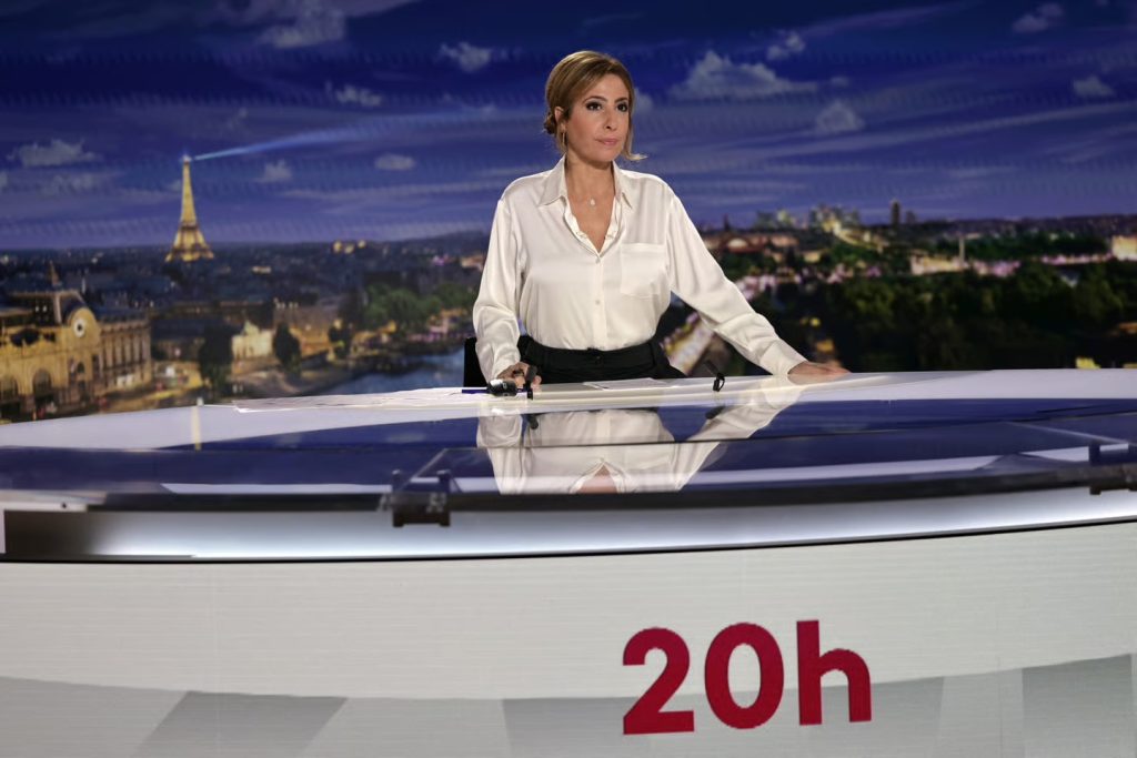 Partneri i saj kandidon për president të Francës, gazetarja Léa Salamé tërhiqet përkohësisht nga edicioni kryesor i lajmeve