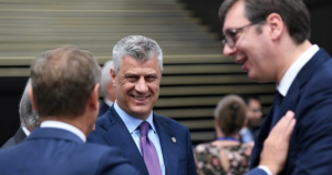 Vuçiç provokon para vendimit të Speciales: Thaçi do të lirohet kryesisht nga akuzat
