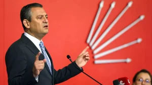 Özel sfidon Erdoganin me parti të re: “Një epokë e re ka nisur në Turqi”