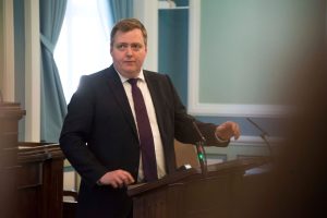 Islanda voton për rikthimin e negociatave me BE-në, ish-kryeministri vë në dyshim efektin e referendumit