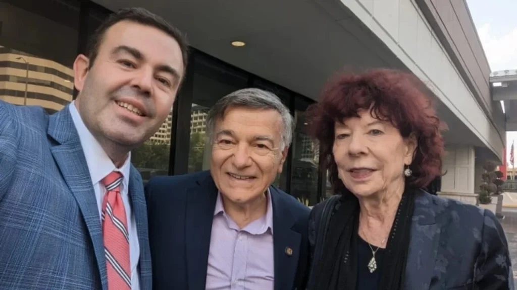 Ish-kongresmeni amerikan Joseph DioGuardi propozon Faton Bislimin për President të Kosovës
