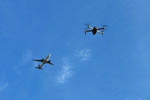 Alarm sigurie në Gjermani, dron i paidentifikuar pranë një avioni ukrainas pezullon operacionet në aeroport