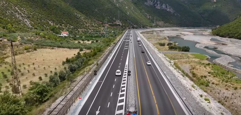 Hapet një tjetër segment i Korridorit VIII, në qarkullim 7.5 kilometra të aksit Elbasan–Qafë Thanë