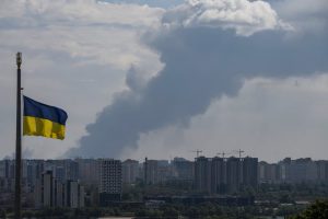 Ukraina paralajmëron për ofensiva të reja ruse drejt Kievit dhe Chernihivit, Tusk: Gjashtë muajt e ardhshëm do të jenë vendimtarë