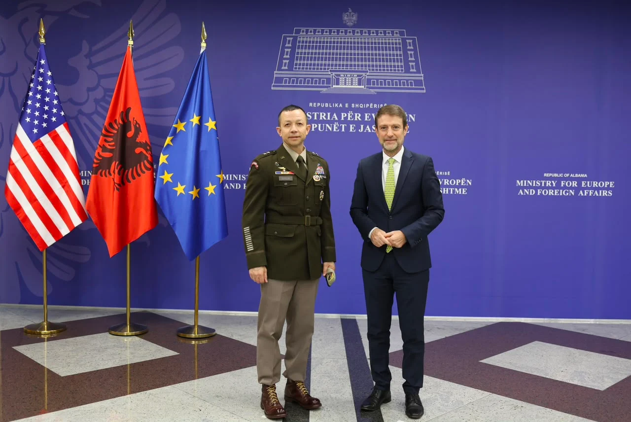 Hoxha takim me komandantin e Forcës së Stabilizimit për Gazën: Shqipëria e gatshme të kontribuojë për paqen dhe sigurinë