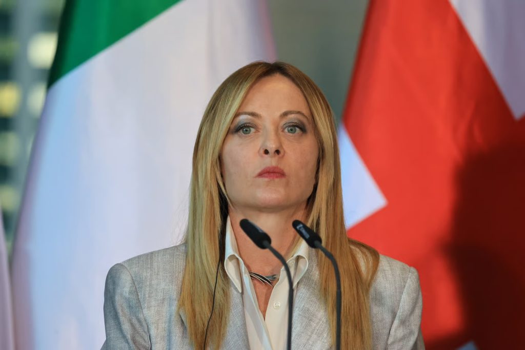 Meloni thyen rekordin e Berlusconit, 1,412 ditë radhazi në pushtet