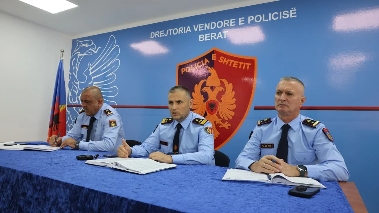 Hita mbledh drejtuesit e Policisë në Elbasan, Berat dhe Kukës: Shkollat prioritet, goditje drogës dhe armëve