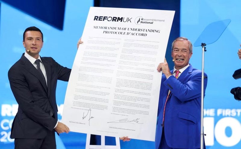 Farage dhe Bardella firmosin marrëveshje për emigrantët që kalojnë Kanalin Anglez