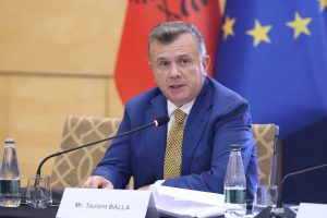 Balla në takimin e KPSA: Vendimi për krerët e UÇK-së duhet të jetë i drejtë, pa ndikim politik.