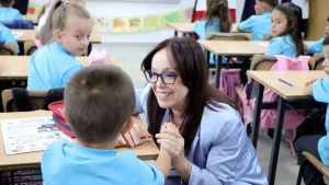 Shërbim dentar i specializuar për 11 mijë fëmijë me aftësi të kufizuara, projekti nis në Elbasan