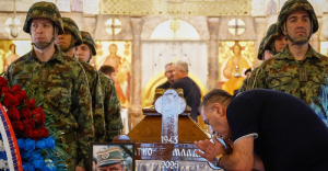 BE reagon pas vdekjes së Ratko Mladiç: Glorifikimi i kriminelëve të luftës nuk ka vend në Europë