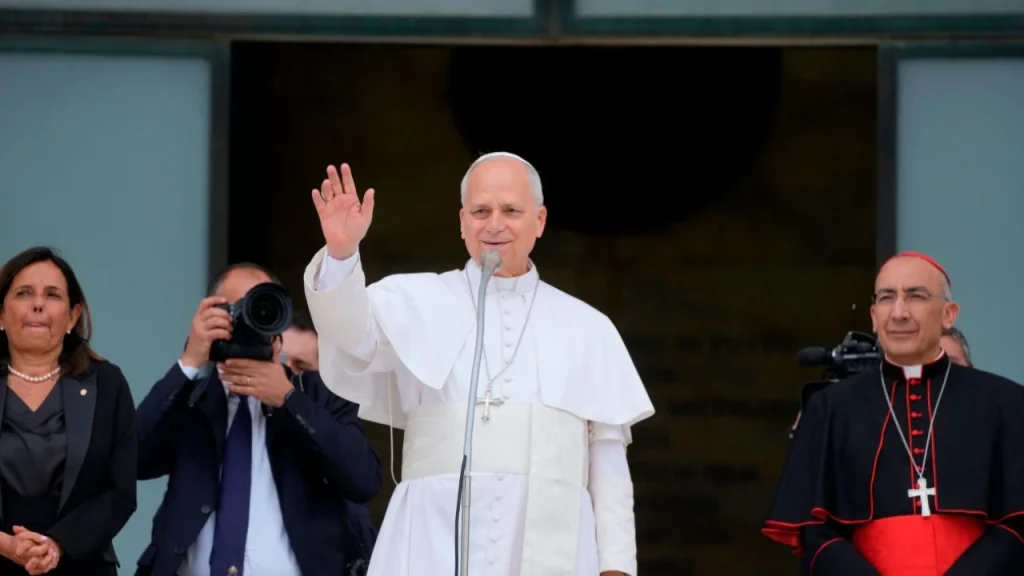 Papa Leoni apel për paqe: Palët të heqin dorë nga disa qëndrime