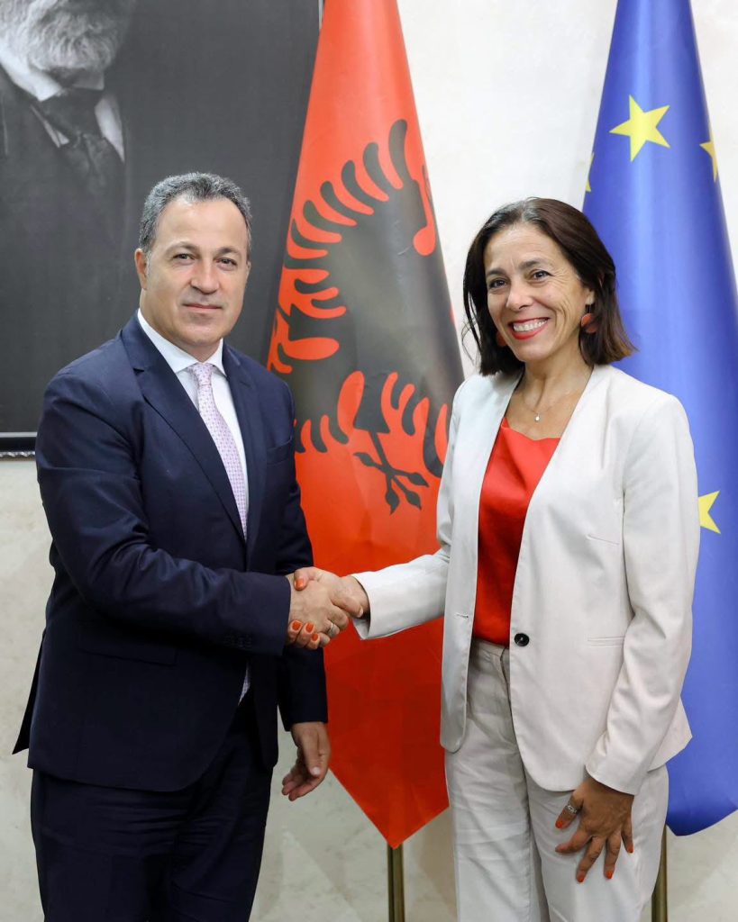 Peleshi takim me ambasadoren e re të BE-së: Anëtarësimi, aspiratë e natyrshme e shqiptarëve