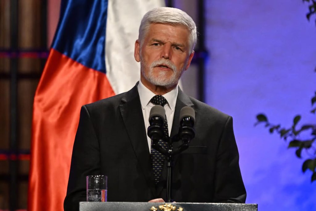 Pavel: Marrëveshja e Trumpit për naftën ruse largoi armëpushimin