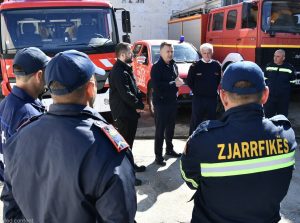 Godinë e re dhe mjete shtesë për zjarrfikësit e Rrogozhinës, Balla: Do ta forcojmë shërbimin