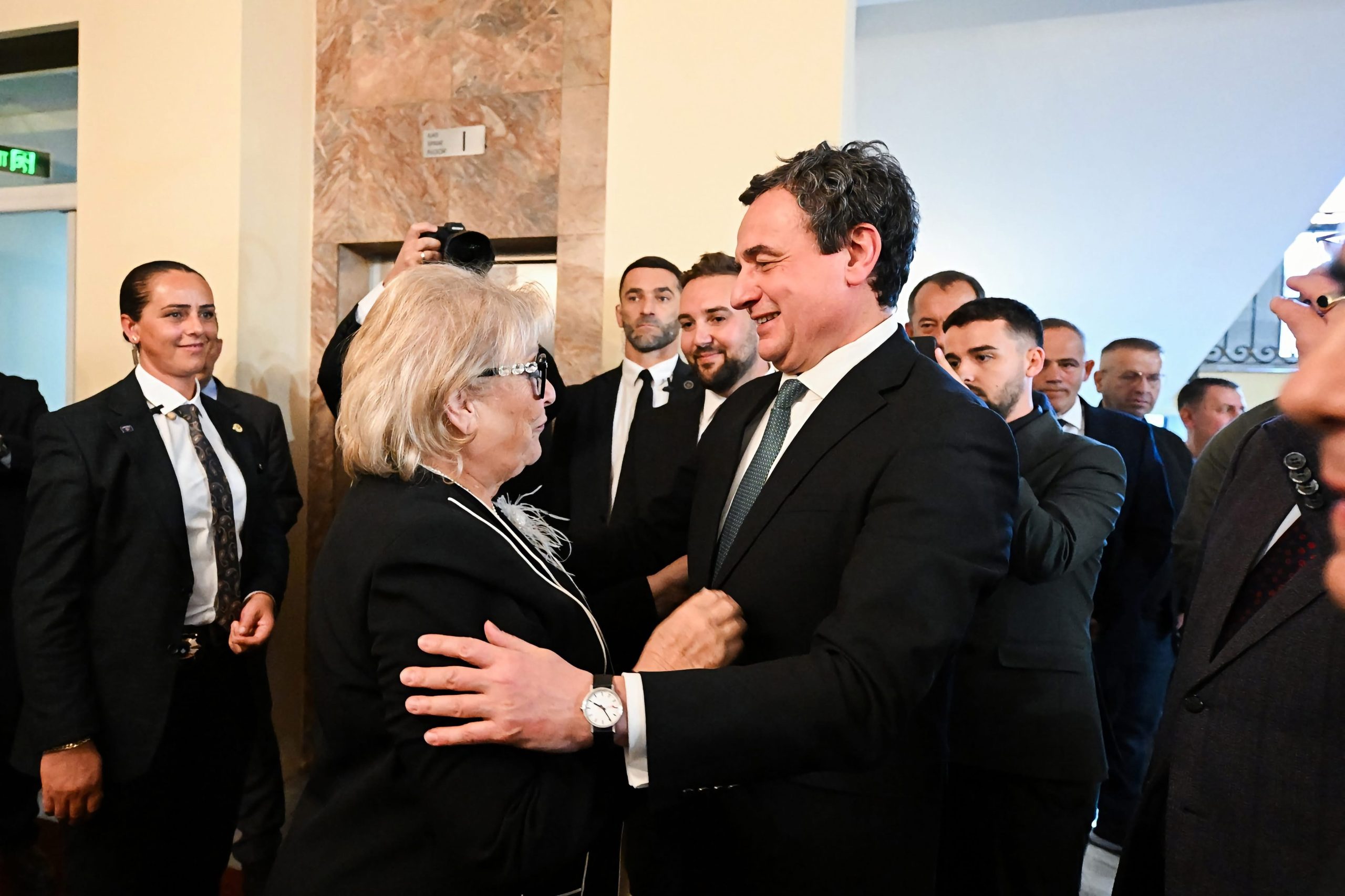 Kurti për Presidenten Justina Shiroka-Pula: Do të punojmë për suksesin e ish-krerëve të UÇK-së në apel