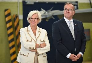 Franca dhe Gjermania mohojnë dështimin e projektit të tankeve