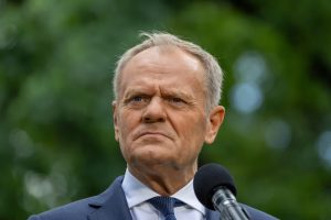 Dyshohet për atentat ndaj kryeministrit polak, nisin hetimet