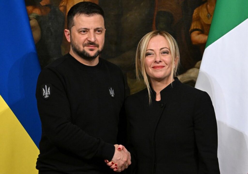Italia shtyn ndihmën ushtarake për Ukrainën në prag të zgjedhjeve të mesmandatit në SHBA