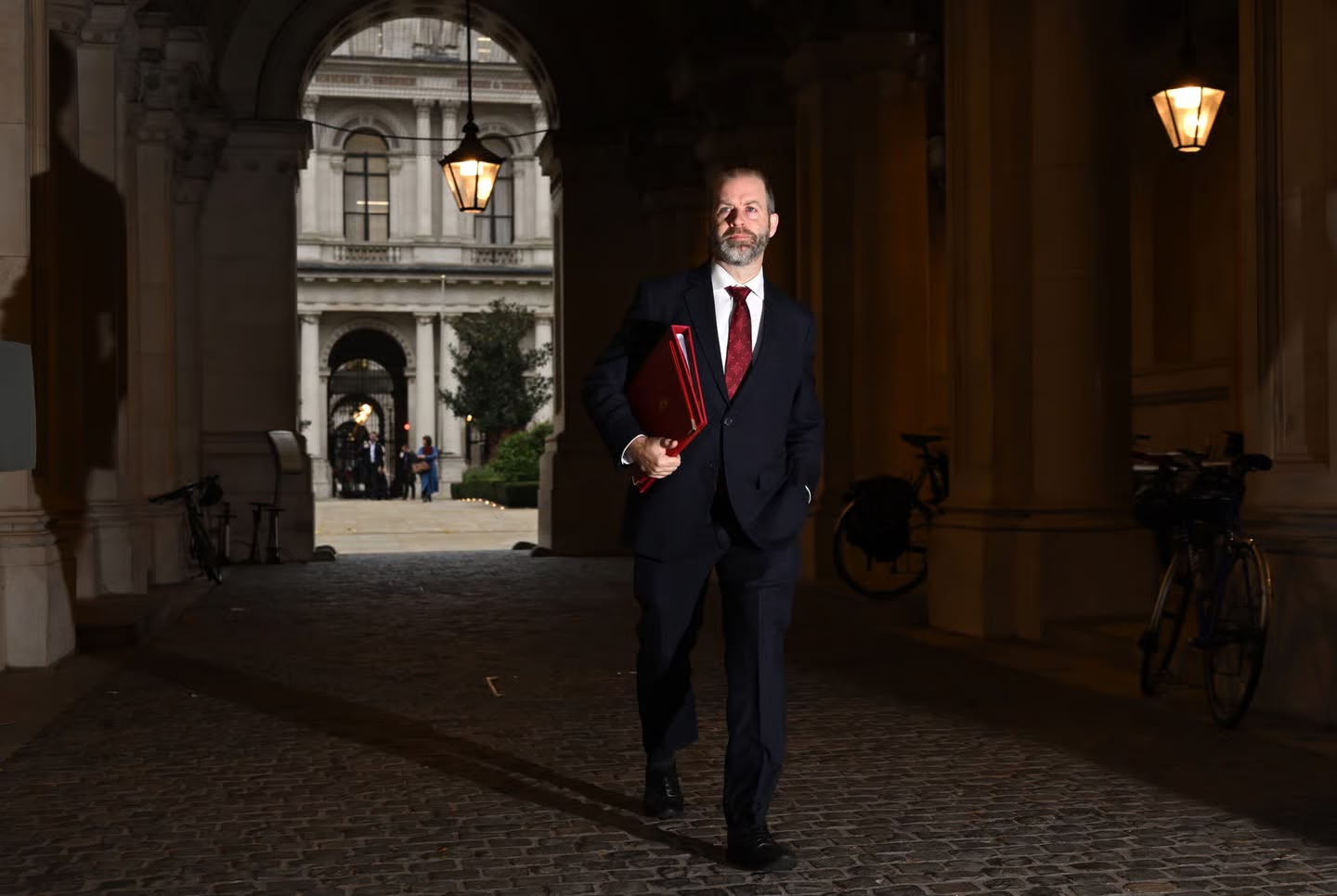 Reynolds mbështet afrimin me BE-në, pas paralajmërimeve për Brexit-in