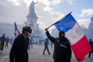 BE-ja heton ndikimin e huaj në trazirat në Francë