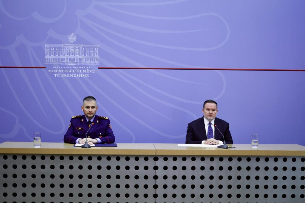 Protestat e dhunshme të ditëve të fundit, Demo dhe Hita: Thirrje për tubime paqësore, çdo akt dhune po hetohet e do ndëshkohet. Rritje pagash e investime në teknologji për Policinë e Shtetit