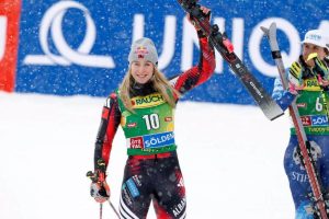 Lara Colturi e nis sezonin në podium, vetëm një të qindtën larg fitores