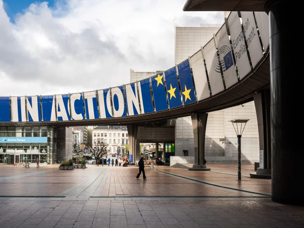 Email i falsifikuar në garën e PPE-së, Parlamenti Europian nis hetim