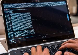BE planifikon përdorimin e inteligjencës artificiale kundër sulmeve kibernetike