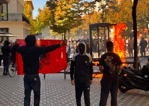 Kjo nuk është më protestë, por cenim i rendit kushtetues
