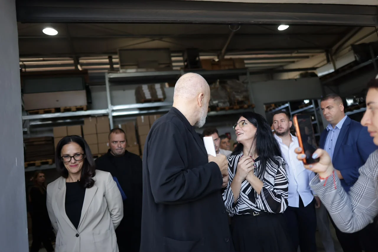 Rama: 400 biznese në proces për “Dyfisho Sipërmarrjen Tënde”, 32 kredi të miratuara