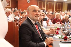 “Iu binda vendimit politik të PS”, Sinaj sqaron votën pro dhe qëndrimin kundër “Territoriales”: S’ka patur presion as ultimatume